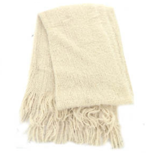 🌼❄️Free People Whisper Fringe Scarf - Picture 3 of 9